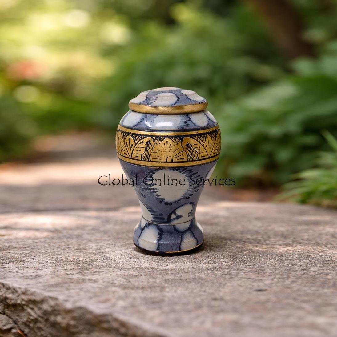 Brown Classic Leaf Band Small Keepsake Urn/container for Funeral Ashes (Brown)