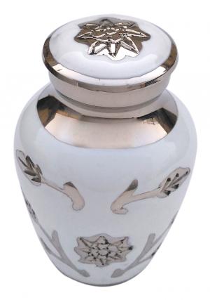 Keepsake urns for ashes