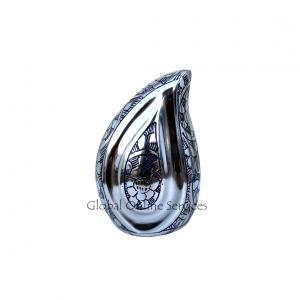 Eternal Flight Teardrop Keepsake Urn – A Symbol of Peace and Remembrance