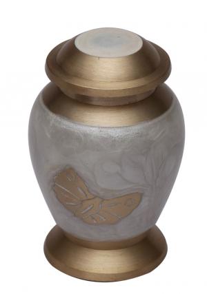 Keepsake urns for ashes