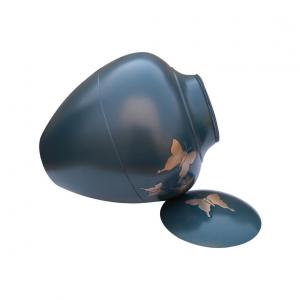Adult urns for ashes