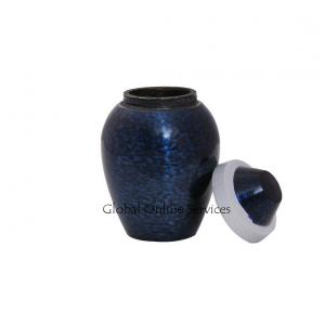 Keepsake urns for ashes