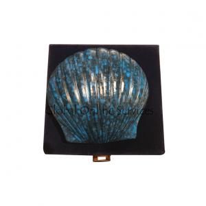 Keepsake urns for ashes