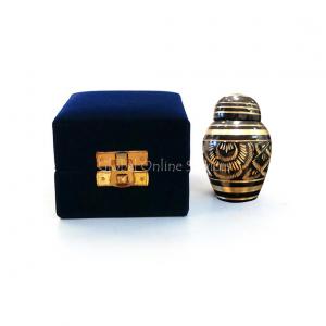 Keepsake urns for ashes