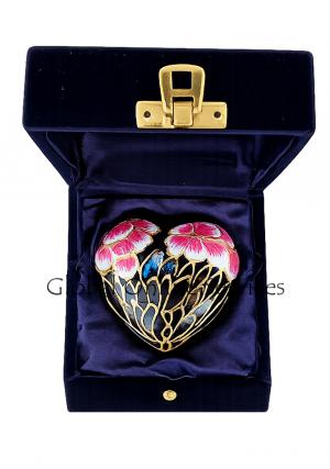 Keepsake urns for ashes