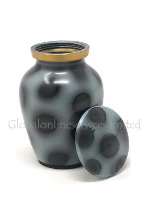 Keepsake urns for ashes