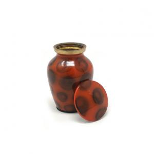 Keepsake urns for ashes