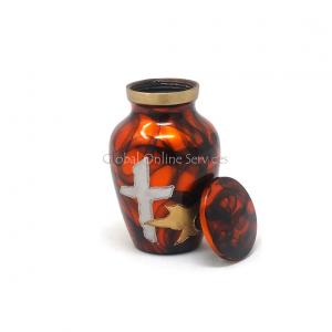 Keepsake urns for ashes