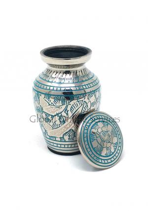 Keepsake urns for ashes