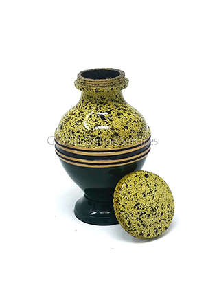 Keepsake urns for ashes