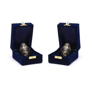 Keepsake urns for ashes