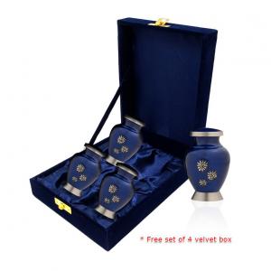 Keepsake urns for ashes