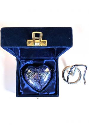 Keepsake urns for ashes