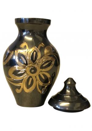 Keepsake urns for ashes