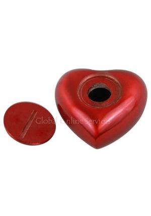 Keepsake urns for ashes