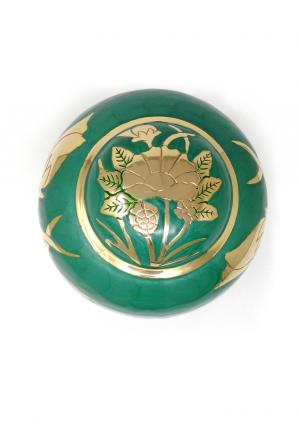 Adult urns for ashes
