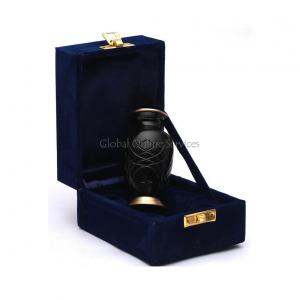 Keepsake urns for ashes