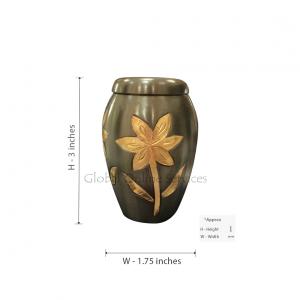 Keepsake urns for ashes
