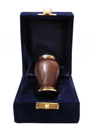 Keepsake urns for ashes