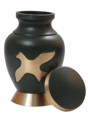 Keepsake urns for ashes