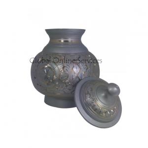 large urns uk
