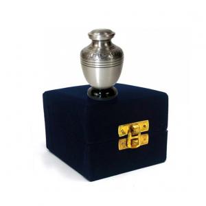 mini keepsake urns