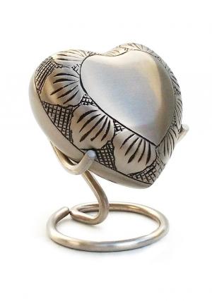 mini keepsake urns