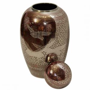  large urns for ashes