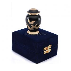 mini keepsake urns