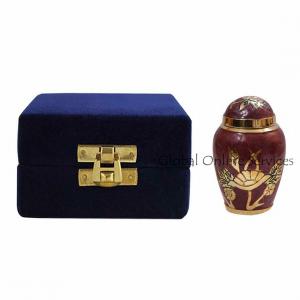 mini keepsake urns