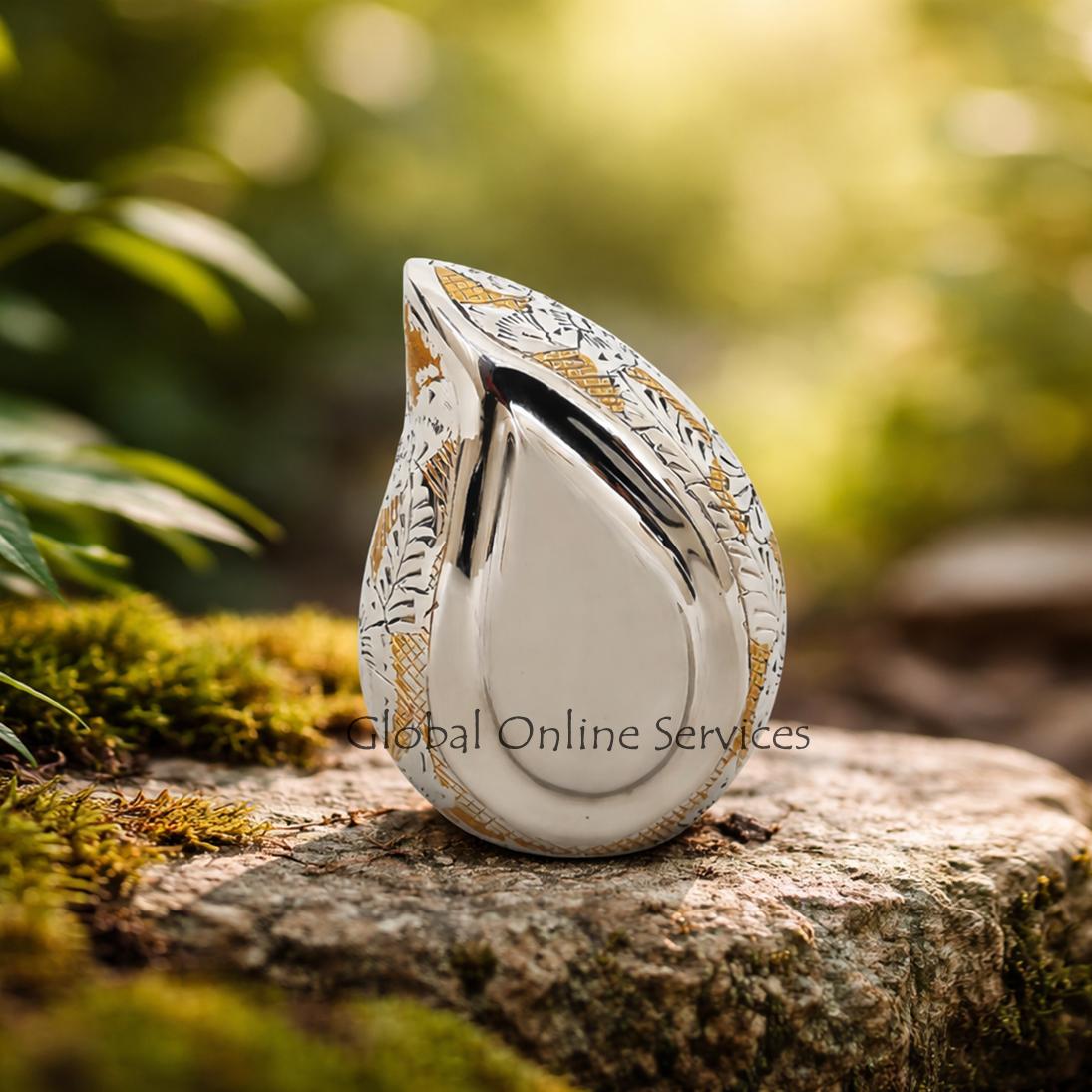 Golden Serenity Teardrop Keepsake Urn – A Tribute to Everlasting Love