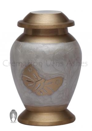 Neston Small Keepsake Urn for Human Ashes