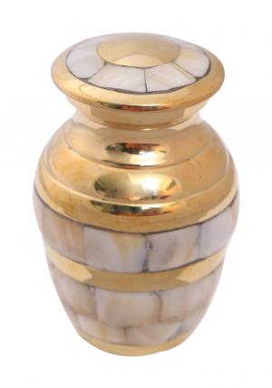 Keepsake urns for ashes